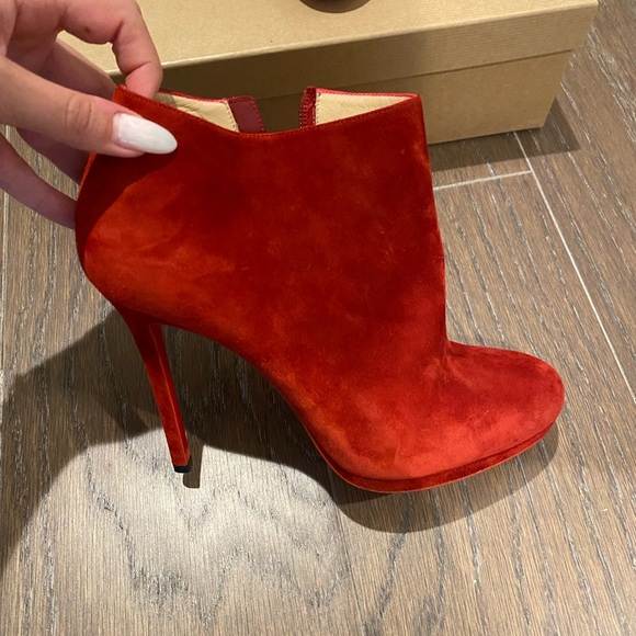 Authentic Louboutin booties - Picture 5 of 9